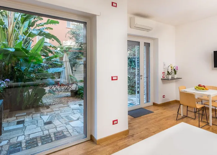 Vaticano 15 Min - Flat Con Giardino, Wi-fi&netflix Appartamento *